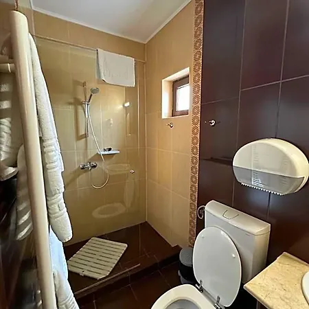 Hotel Ana 3*